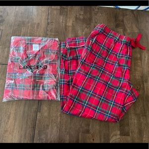 Lands End Women’s Pajama Set